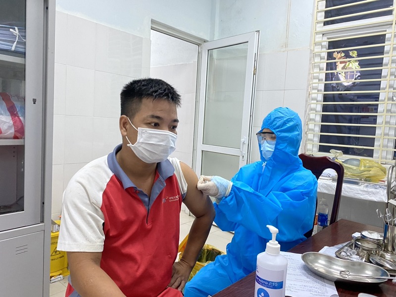Hương Trà tiếp tục triển khai tiêm hơn 17.000 liều vắc xin phòng COVID-19 