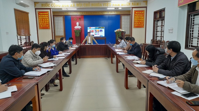 Họp Ban biên tập các trang website và cổng thông tin điện tử trên địa bàn thị xã Hương Trà