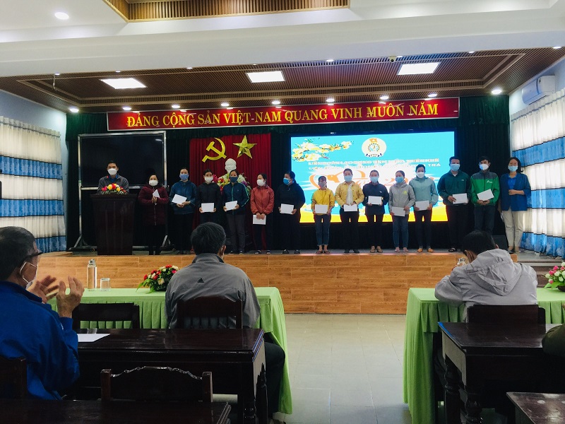 LĐLĐ thị xã Hương Trà tổ chức chương trình “Tết sum vầy – Xuân bình an” năm 2022