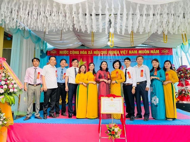 Trường MN Hương Vân tổ chức Lễ đón Bằng công nhận trường MN đạt chuẩn Quốc gia Mức độ 1 